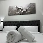 Potka Tirane Appartamento *