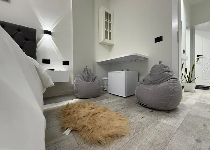 Potka Tirane 公寓 Yzberishti