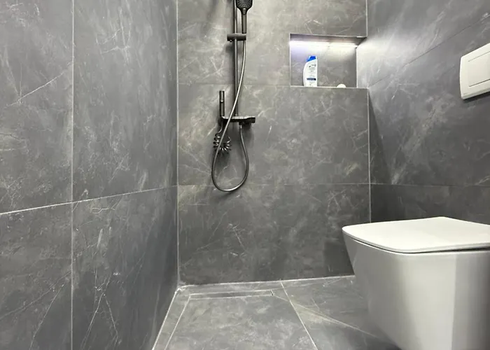 Potka Tirane 公寓 *