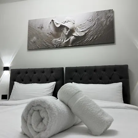 Potka Apartment *