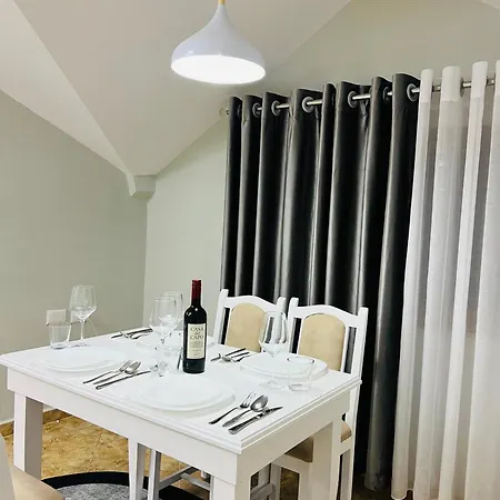 Potka Tirane Appartement *