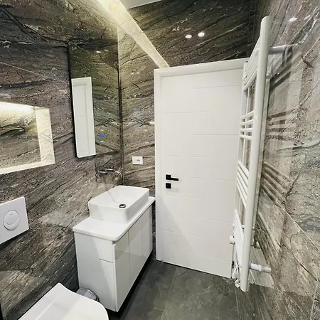 Апартаменты Potka Tirane
