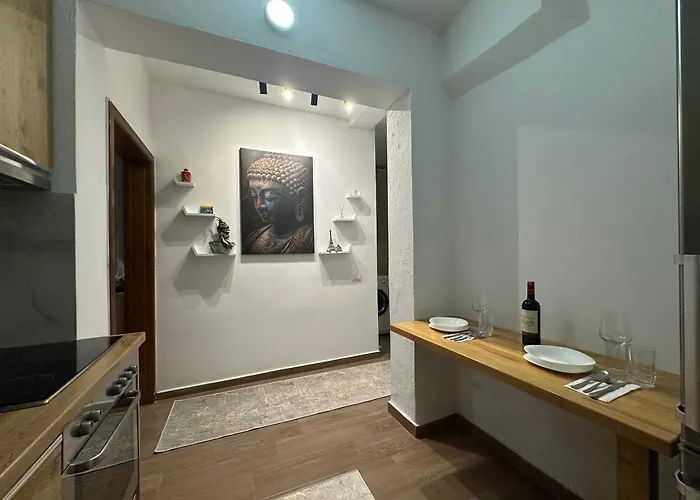 Potka Tirane Апартаменты *