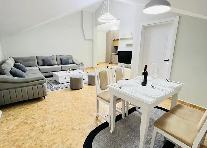 Potka Tirane Appartamento *